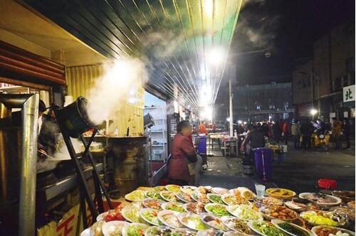 整治餐饮业油烟污染 德阳督促各餐饮店安装油烟净化设备