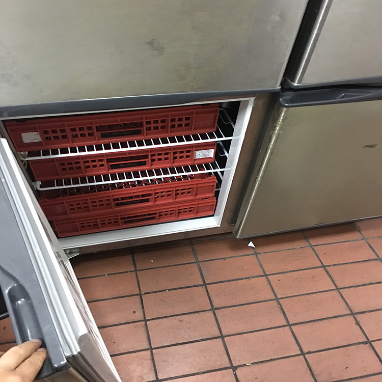 二手金城四门冰箱冷藏工作台保鲜柜冷冻保鲜工作台