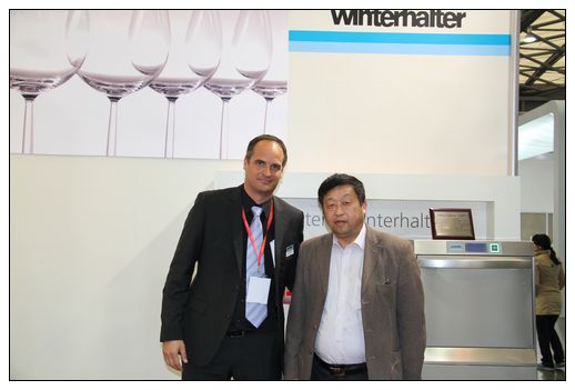 winterhalter 亚洲区市场营销总监 Jens Steck 和中国厨房设备网郑总